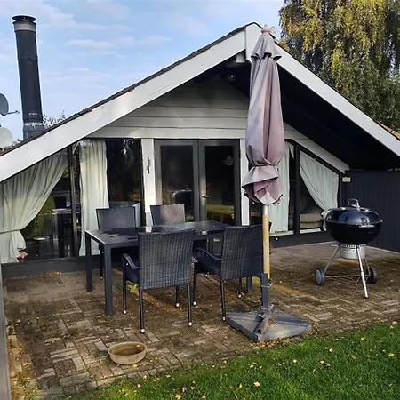 Rieke - 300m From The Sea By Interhome *